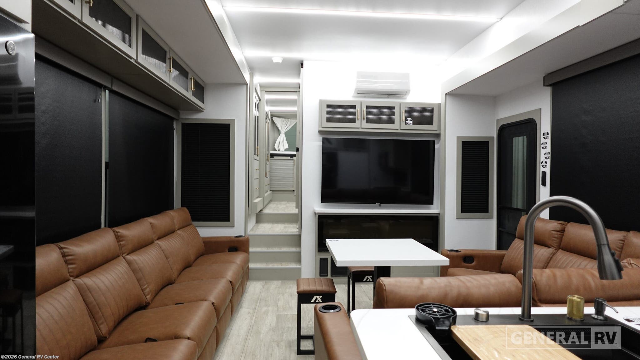 New 2026 Axiom Vendetta V4250 available in Salisbury, North Carolina