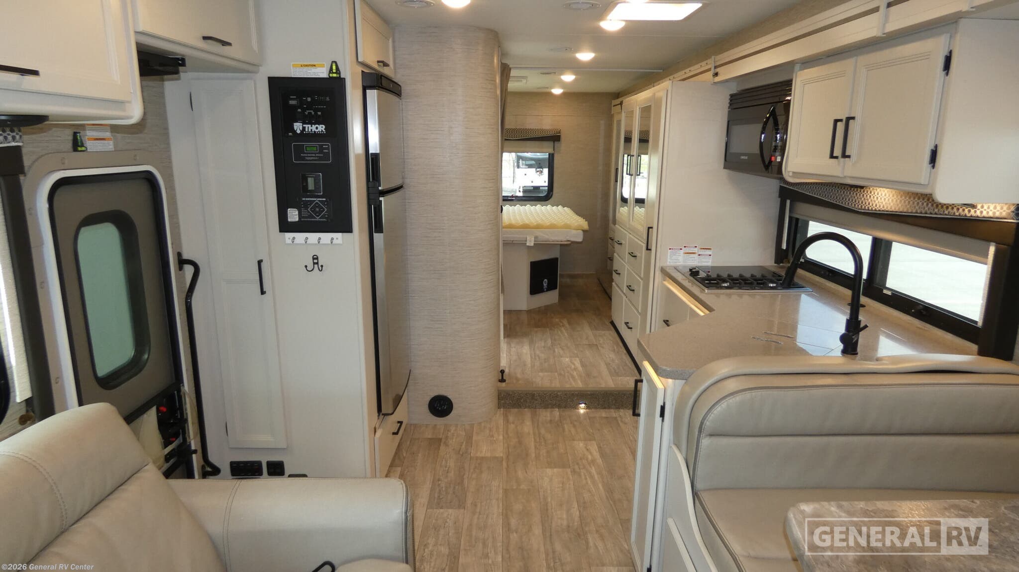 2023 Thor Motor Coach Chateau 31W - Used Class C For Sale by General RV Center in Salisbury, North Carolina