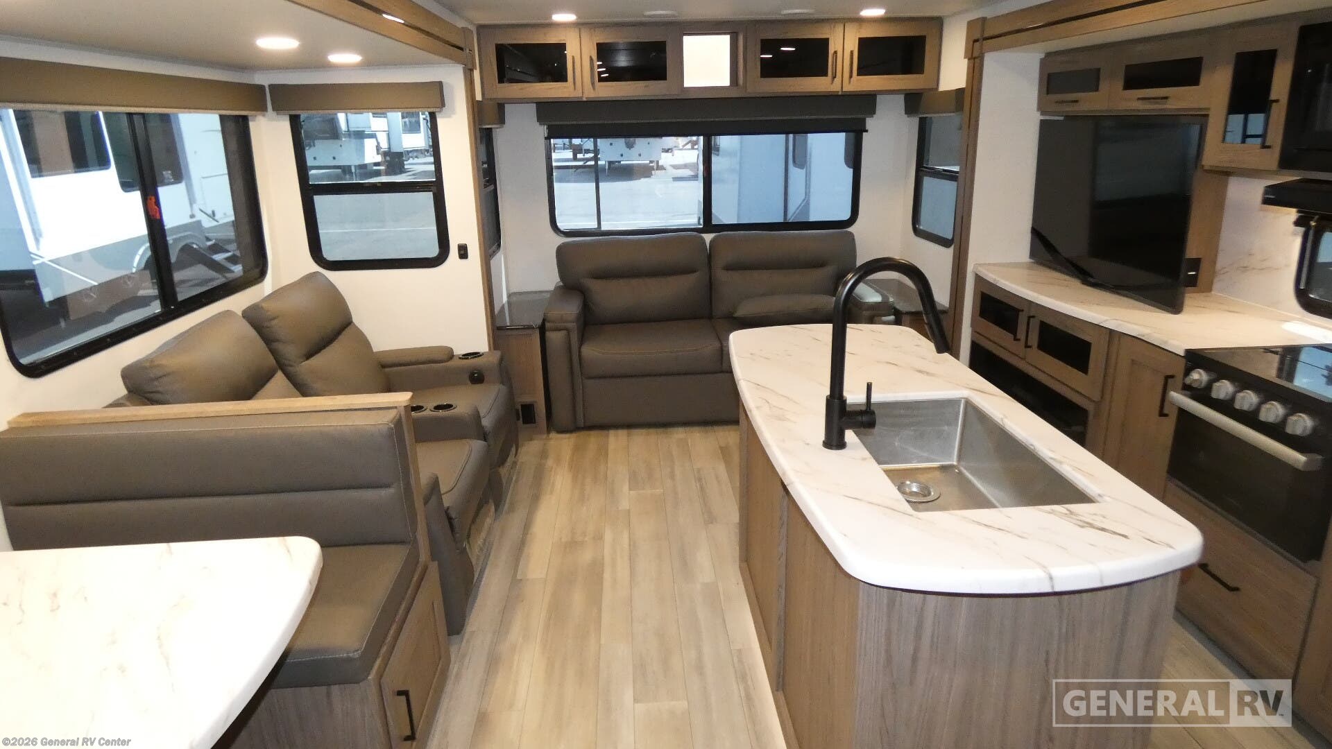 2024 Alliance RV Delta 292RL - Used Travel Trailer For Sale by General RV Center in Salisbury, North Carolina