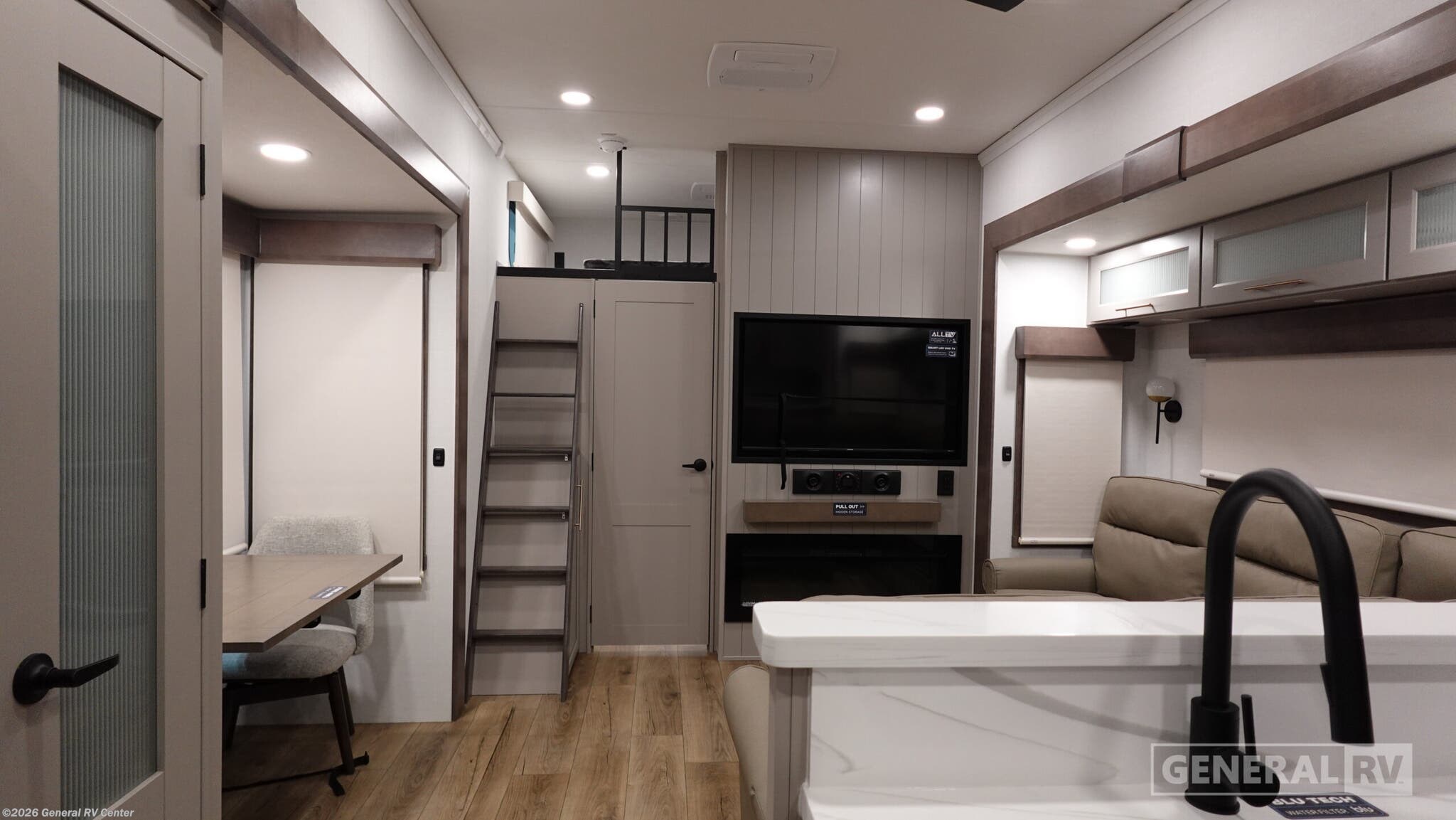 2026 Alliance RV Paradigm 395DS - New Fifth Wheel For Sale by General RV Center in Salisbury, North Carolina