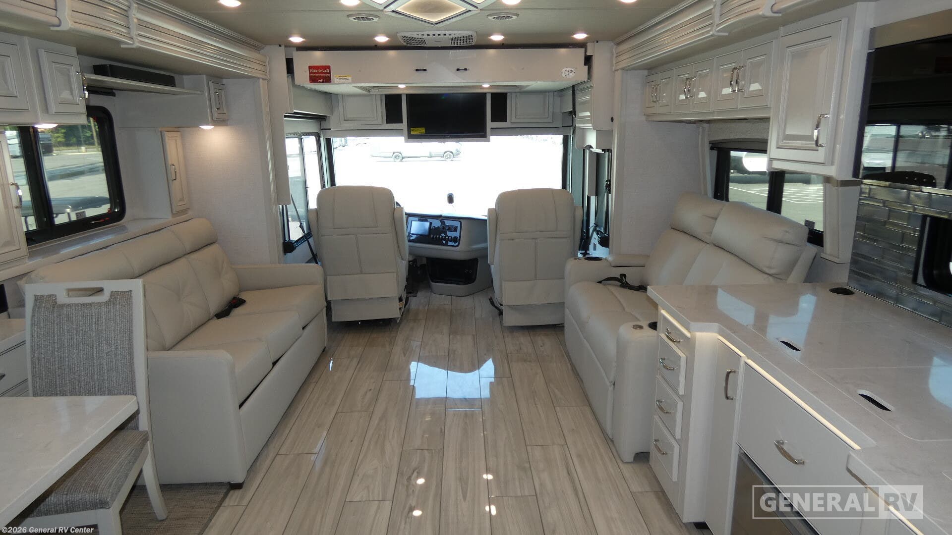New 2026 Holiday Rambler Endeavor 38W available in Salisbury, North Carolina