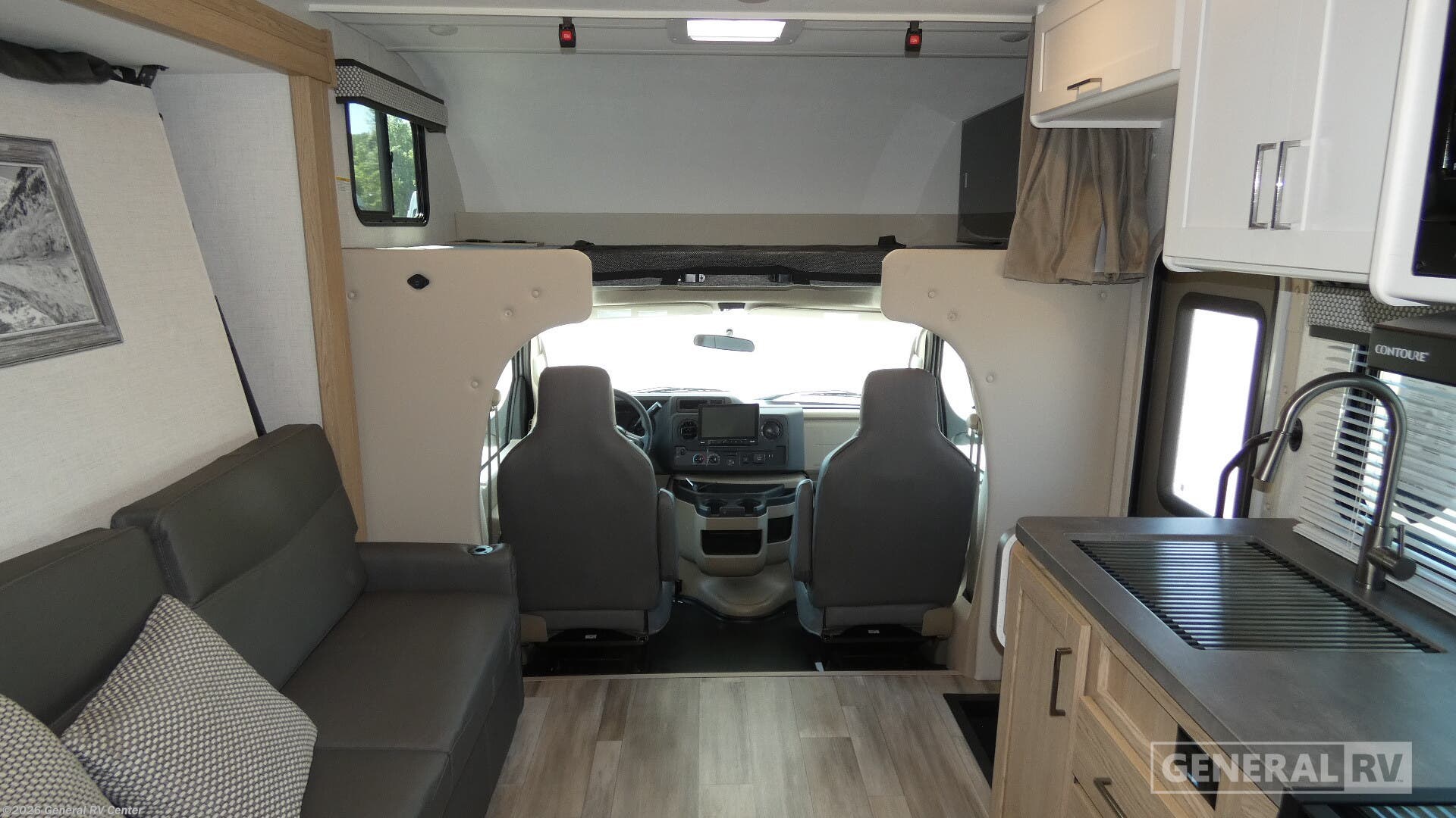 New 2027 Thor Motor Coach Outlaw 29T available in Salisbury, North Carolina