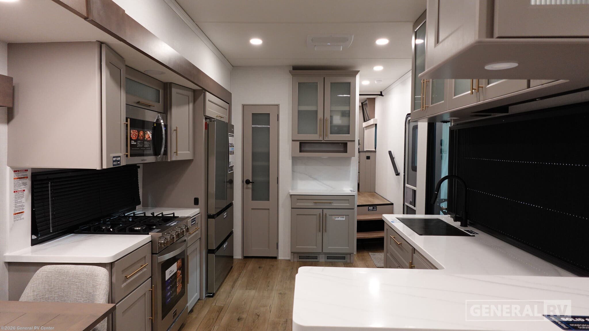 New 2026 Alliance RV Paradigm 388SP available in Salisbury, North Carolina