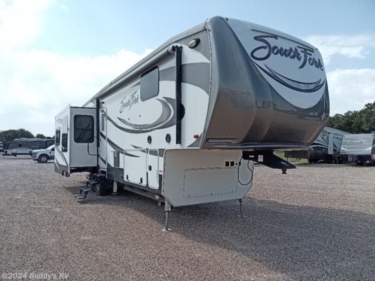 Used 2017 Cruiser RV South Fork LAWTON available in Cleburne, Texas