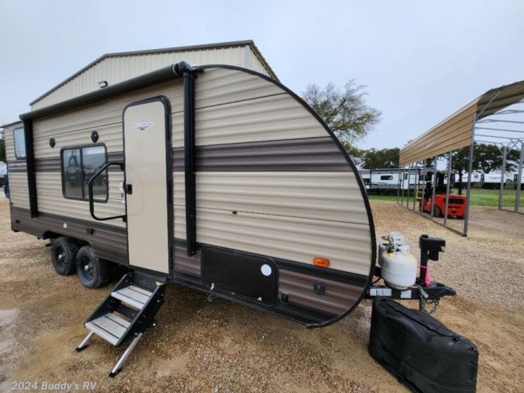 Used 2019 Forest River Wildwood X-Lite 19DBXL available in Cleburne, Texas