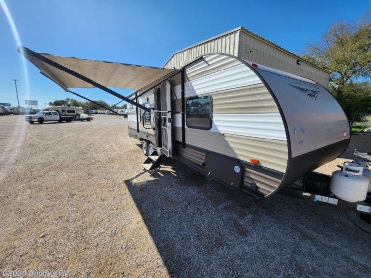 Used 2019 Forest River Wildwood X-Lite 261BHXL available in Cleburne, Texas