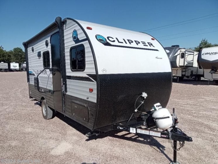 Used 2022 Coachmen Clipper Ultra-Lite 17BH available in Cleburne, Texas