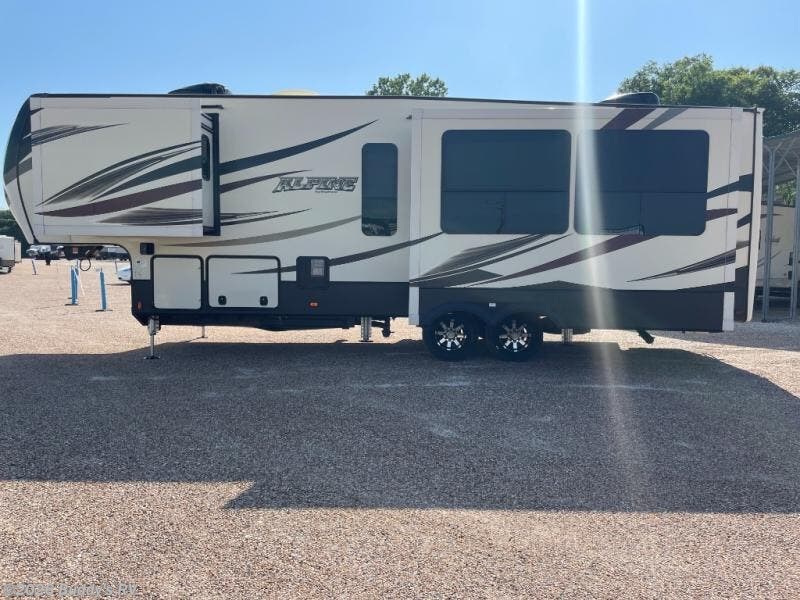 Used 2018 Keystone Alpine 3300GR available in Cleburne, Texas
