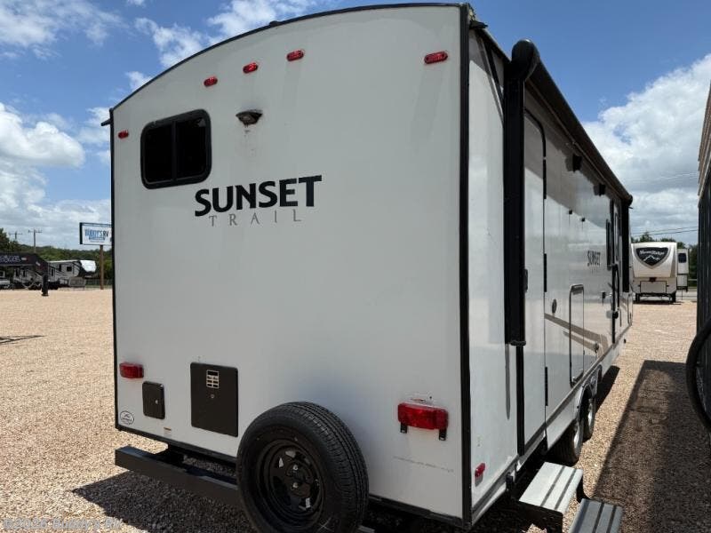 Used 2022 CrossRoads Sunset Trail SS272BH available in Cleburne, Texas