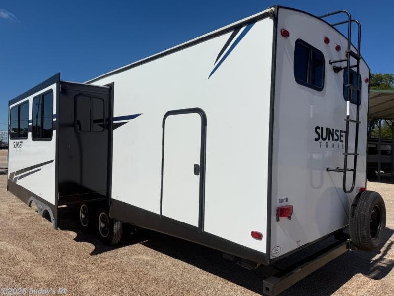 2021 Sunset Trail SS299QB by CrossRoads from Buddy's RV in Cleburne, Texas
