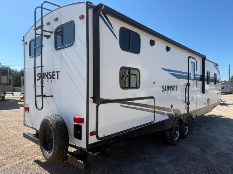 Used 2021 CrossRoads Sunset Trail SS299QB available in Cleburne, Texas