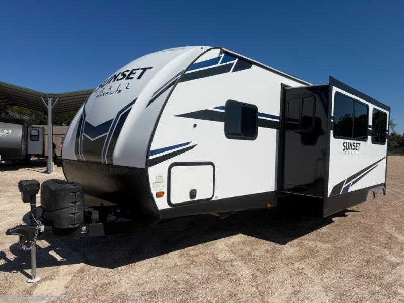 2021 CrossRoads Sunset Trail SS299QB - Used Travel Trailer For Sale by Buddy's RV in Cleburne, Texas