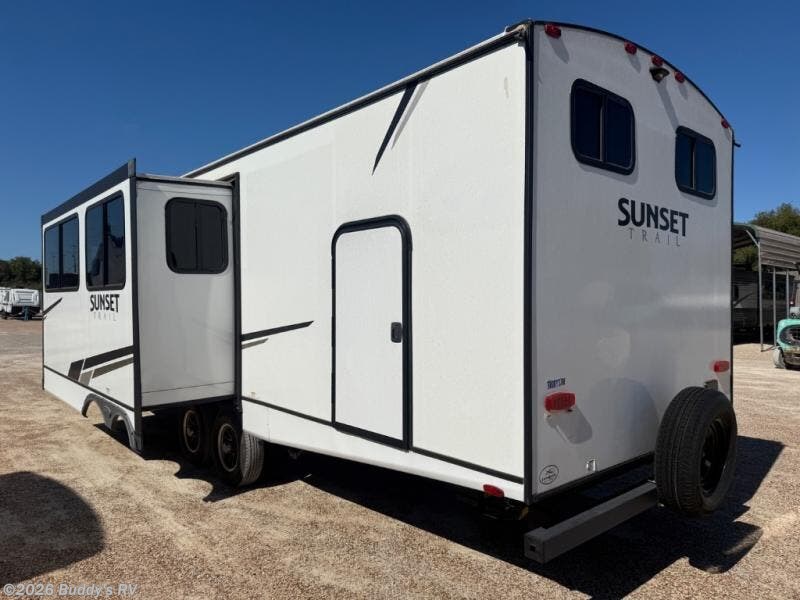 2022 Sunset Trail SS299QB by CrossRoads from Buddy's RV in Cleburne, Texas