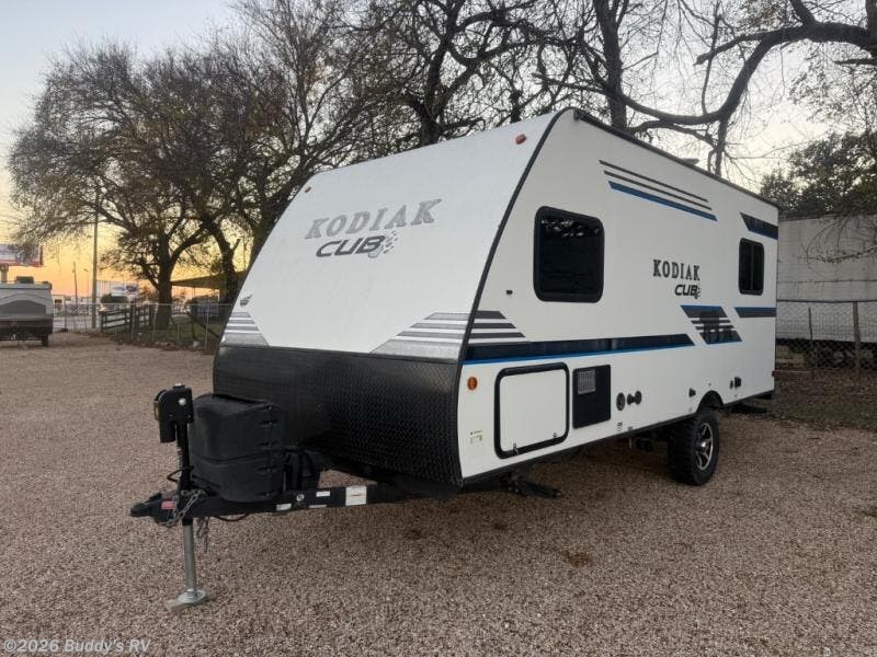 2018 Dutchmen Kodiak Cub 176RD - Used Travel Trailer For Sale by Buddy's RV in Cleburne, Texas