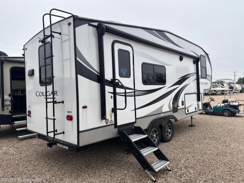 Used 2022 Keystone Cougar 23MLS available in Cleburne, Texas
