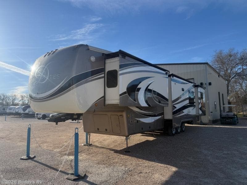 2015 DRV Mobile Suites 43 Manhattan - Used Fifth Wheel For Sale by Buddy's RV in Cleburne, Texas