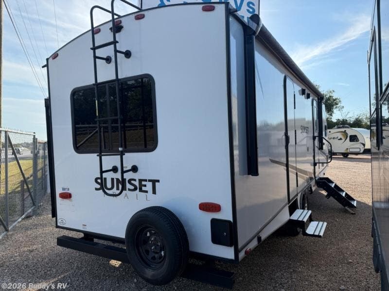 2022 Sunset Trail Super Lite 269FK by CrossRoads from Buddy's RV in Cleburne, Texas