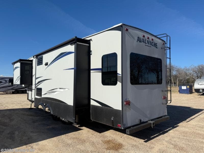 2017 Avalanche 320RS by Keystone from Buddy's RV in Cleburne, Texas