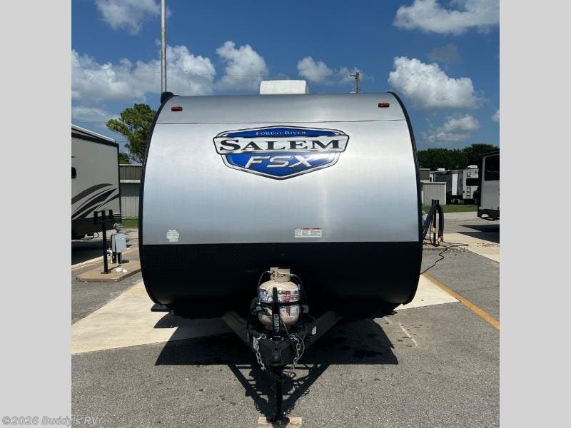2023 Forest River Salem FSX 169RSK - Used Travel Trailer For Sale by Buddy's RV in Corsicana, Texas