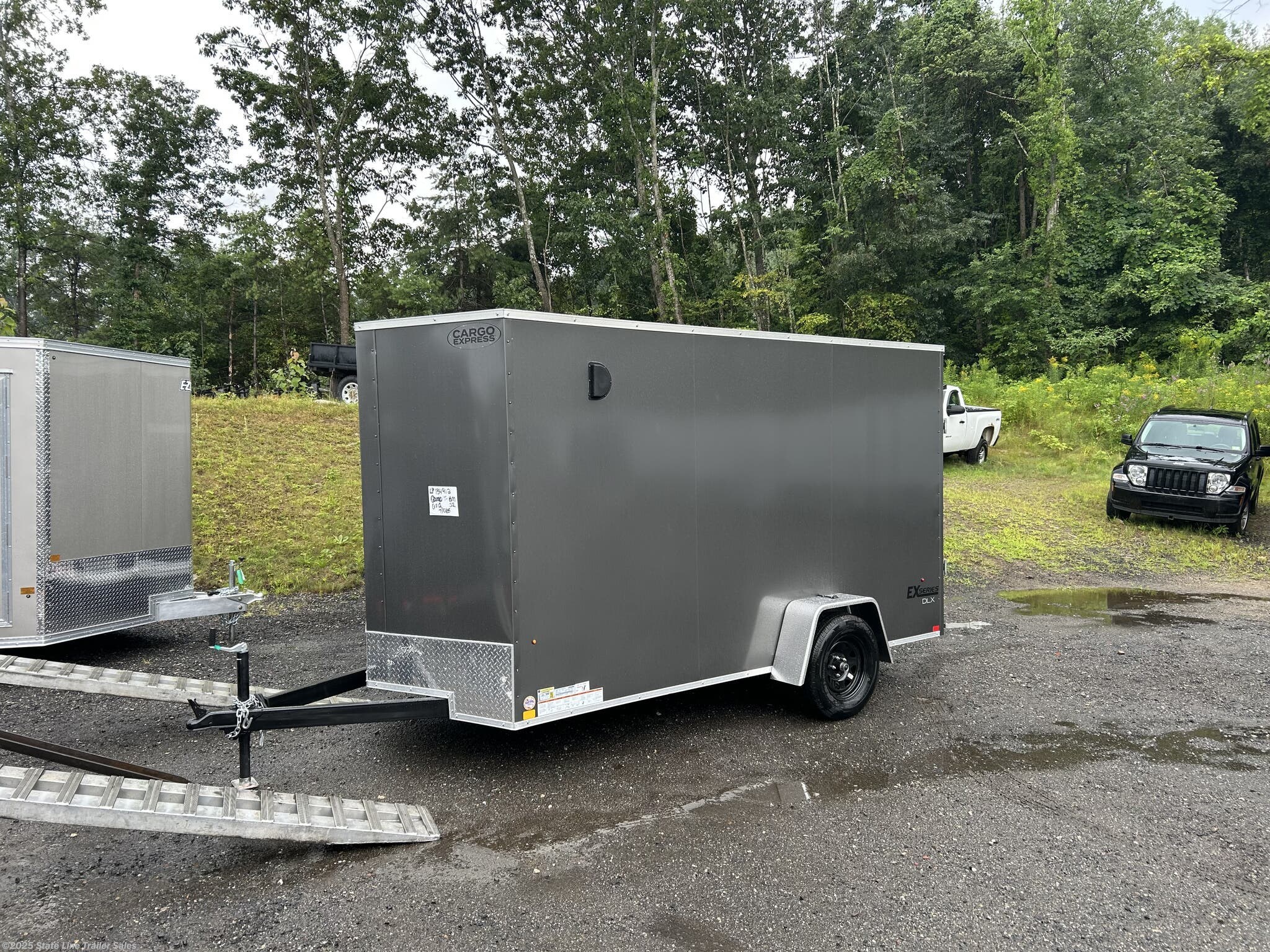 2025 Cargo Express EX EXDLX 6x12 V Front