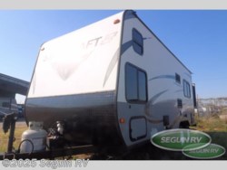 Used 2018 Starcraft Launch 19BHS available in Seguin, Texas