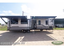 New 2025 Coachmen Catalina Legacy Edition 313RLTS available in Seguin, Texas