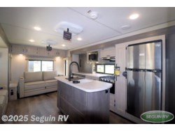 2025 Catalina Legacy Edition 313RLTS by Coachmen from Seguin RV in Seguin, Texas