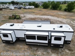 New 2026 Keystone Hideout 38DBD available in Seguin, Texas
