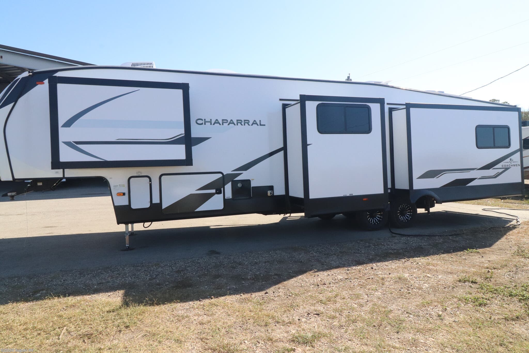 2025 Coachmen Chaparral 391MBH - New Fifth Wheel For Sale by Seguin RV in Seguin, Texas