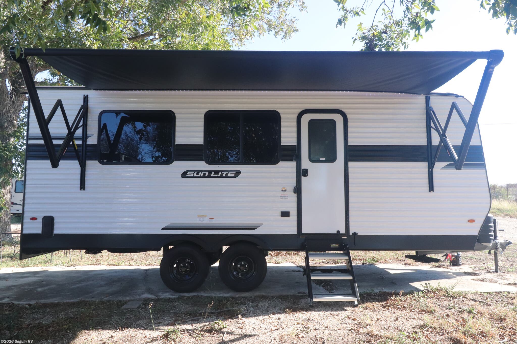 New 2026 Sunset Park RV SUNLITE 25TH available in Seguin, Texas