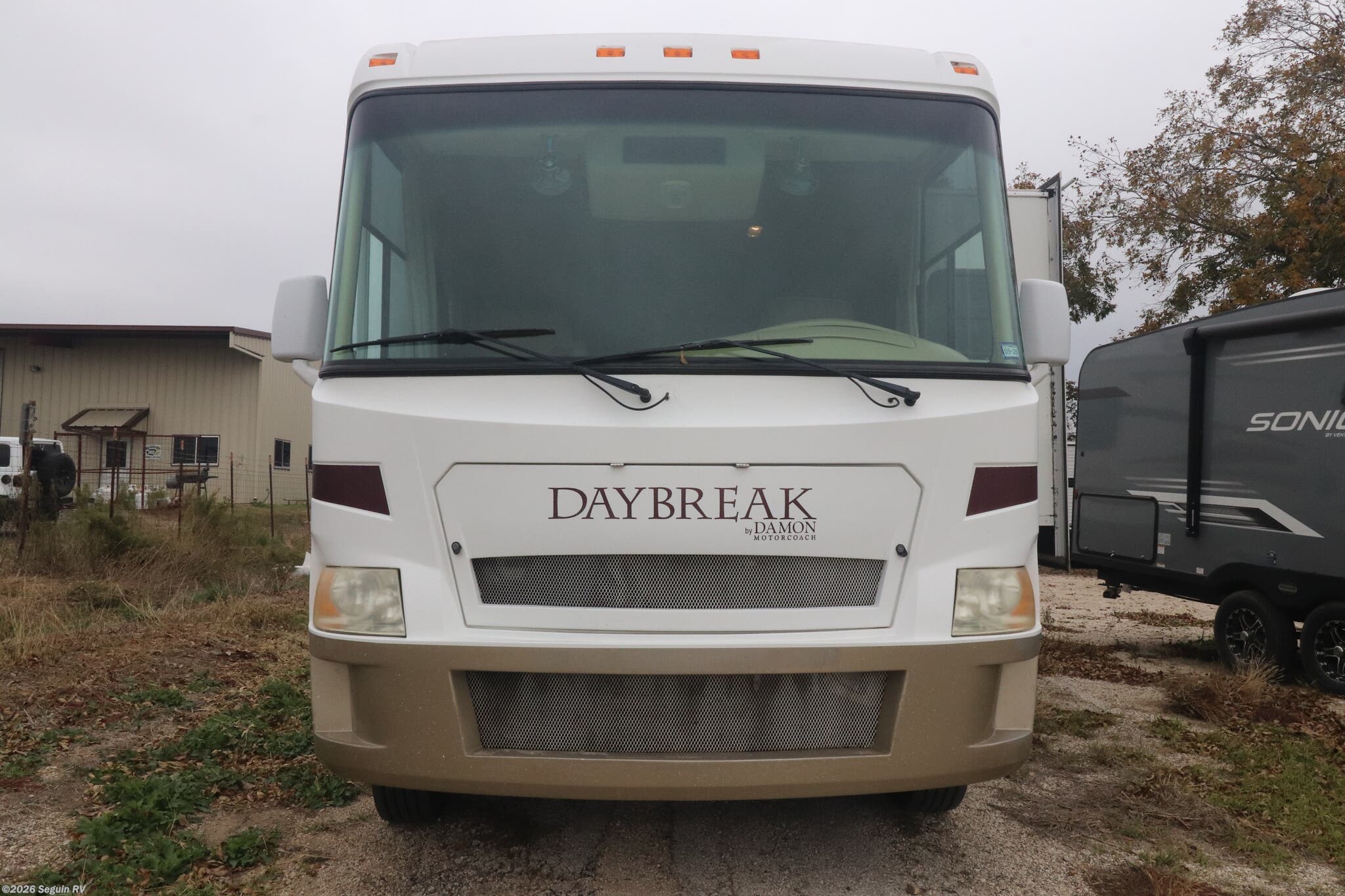 2008 Damon Daybreak 3276 - Used Class A For Sale by Seguin RV in Seguin, Texas features Bunk Beds, Stove Top Burner, Refrigerator, Awning, Slideout