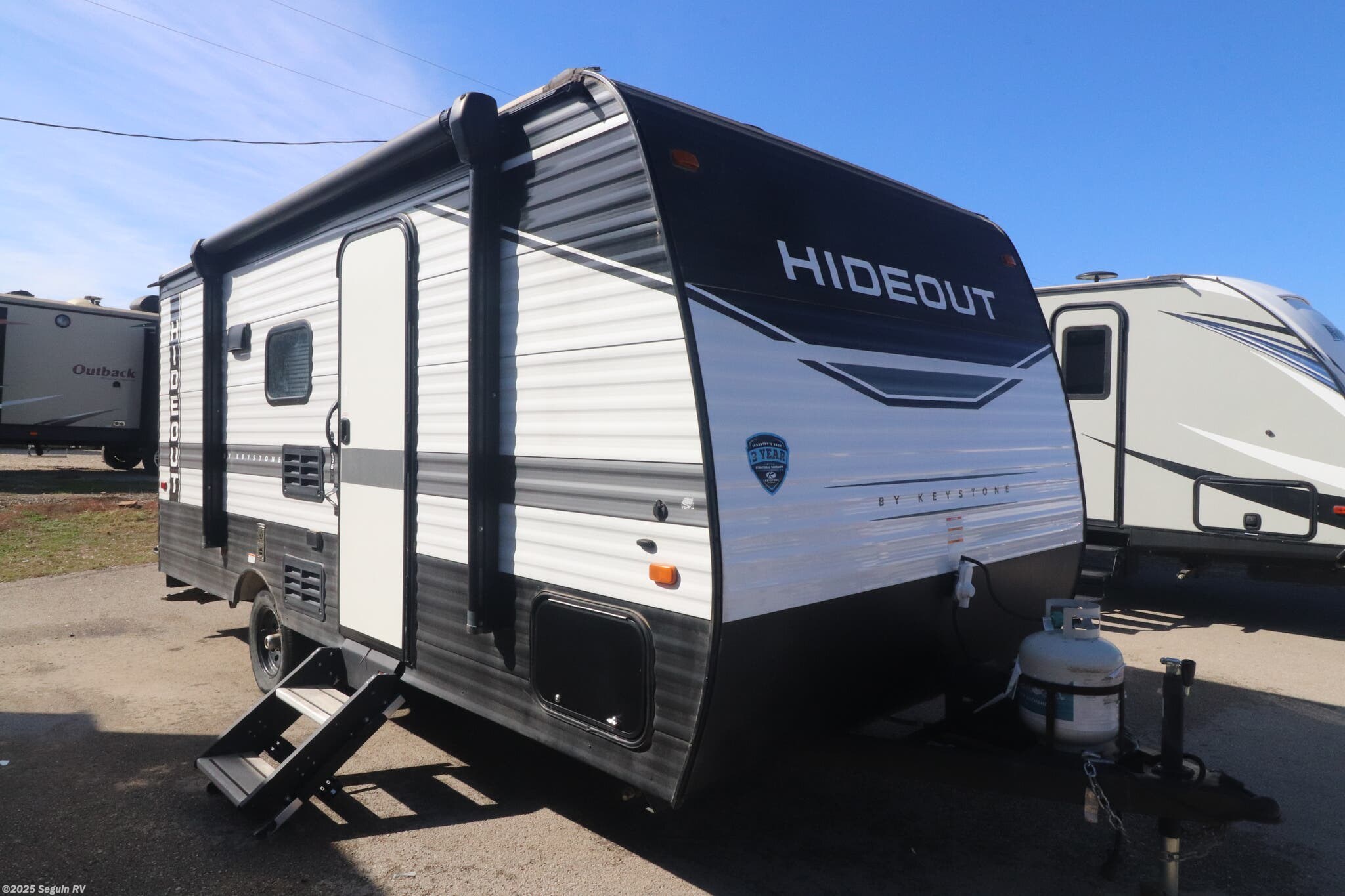 Used 2022 Keystone Hideout 175BH available in Seguin, Texas