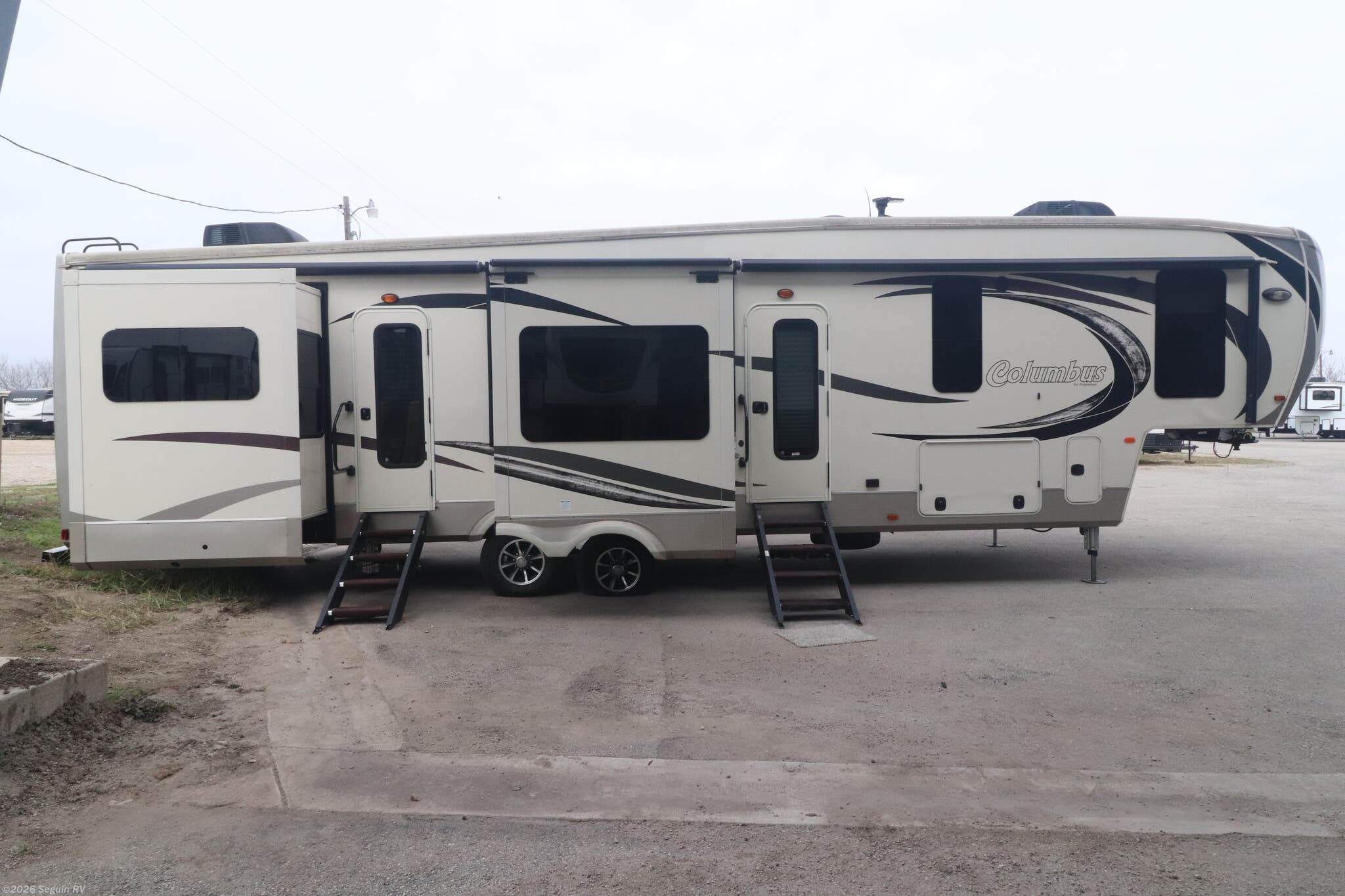 2017 Columbus 384RD by Palomino from Seguin RV in Seguin, Texas
