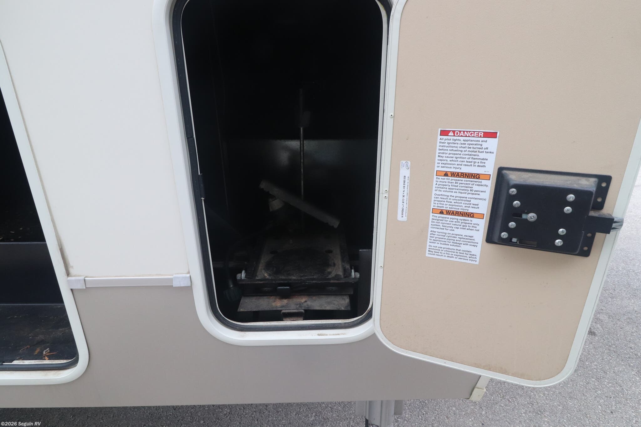 Used 2017 Palomino Columbus 384RD available in Seguin, Texas