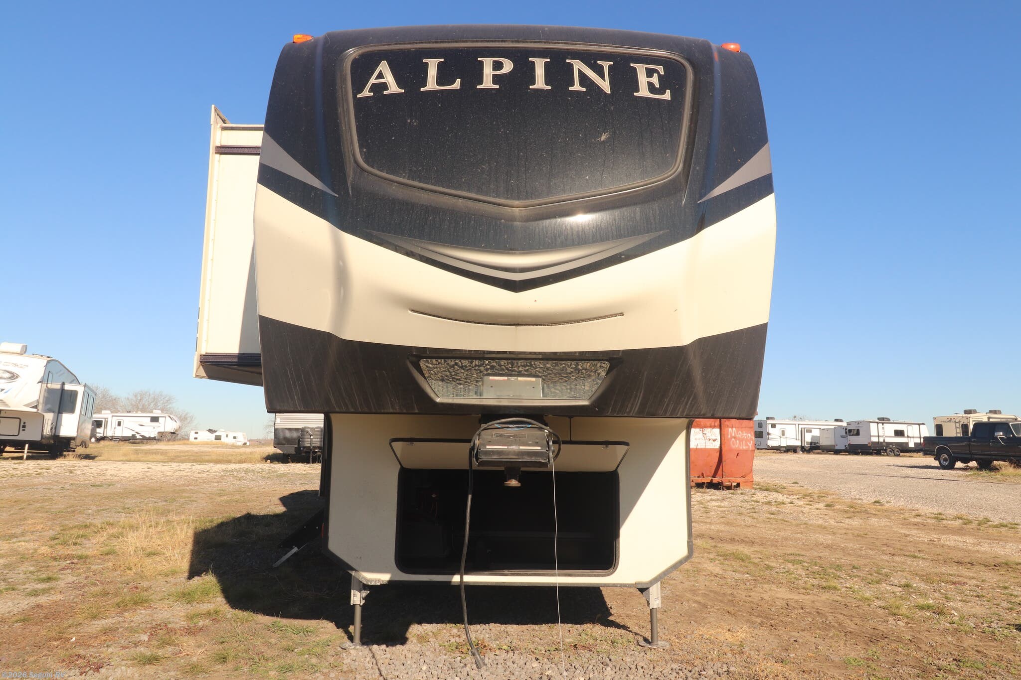 2020 Keystone Alpine 3801FK - Used Fifth Wheel For Sale by Seguin RV in Seguin, Texas features Solar Panel, Self Contained, Refrigerator, Smoke Detector, LP Detector