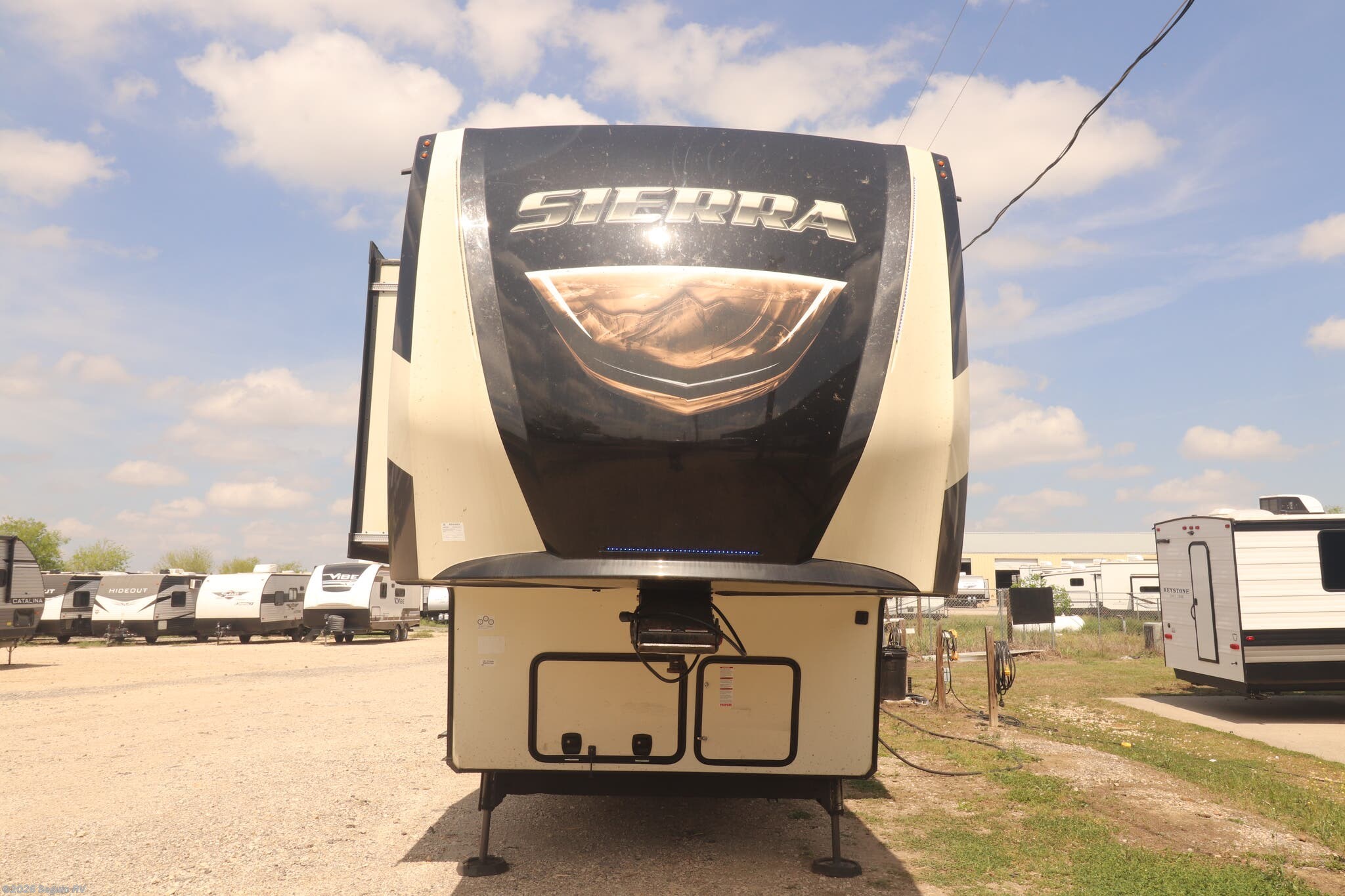 2019 Forest River Sierra 368 FBDS - Used Fifth Wheel For Sale by Seguin RV in Seguin, Texas