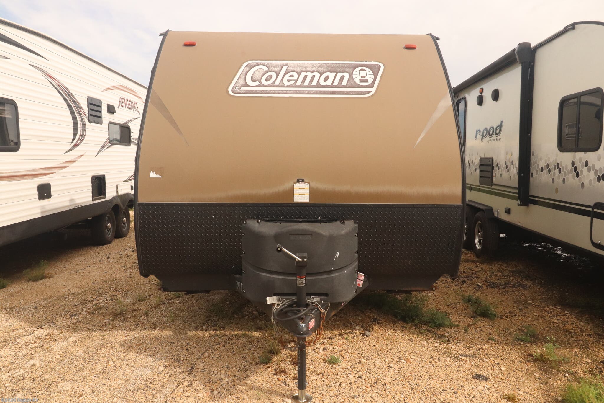 2017 Dutchmen Coleman Light LX 1705RB - Used Travel Trailer For Sale by Seguin RV in Seguin, Texas