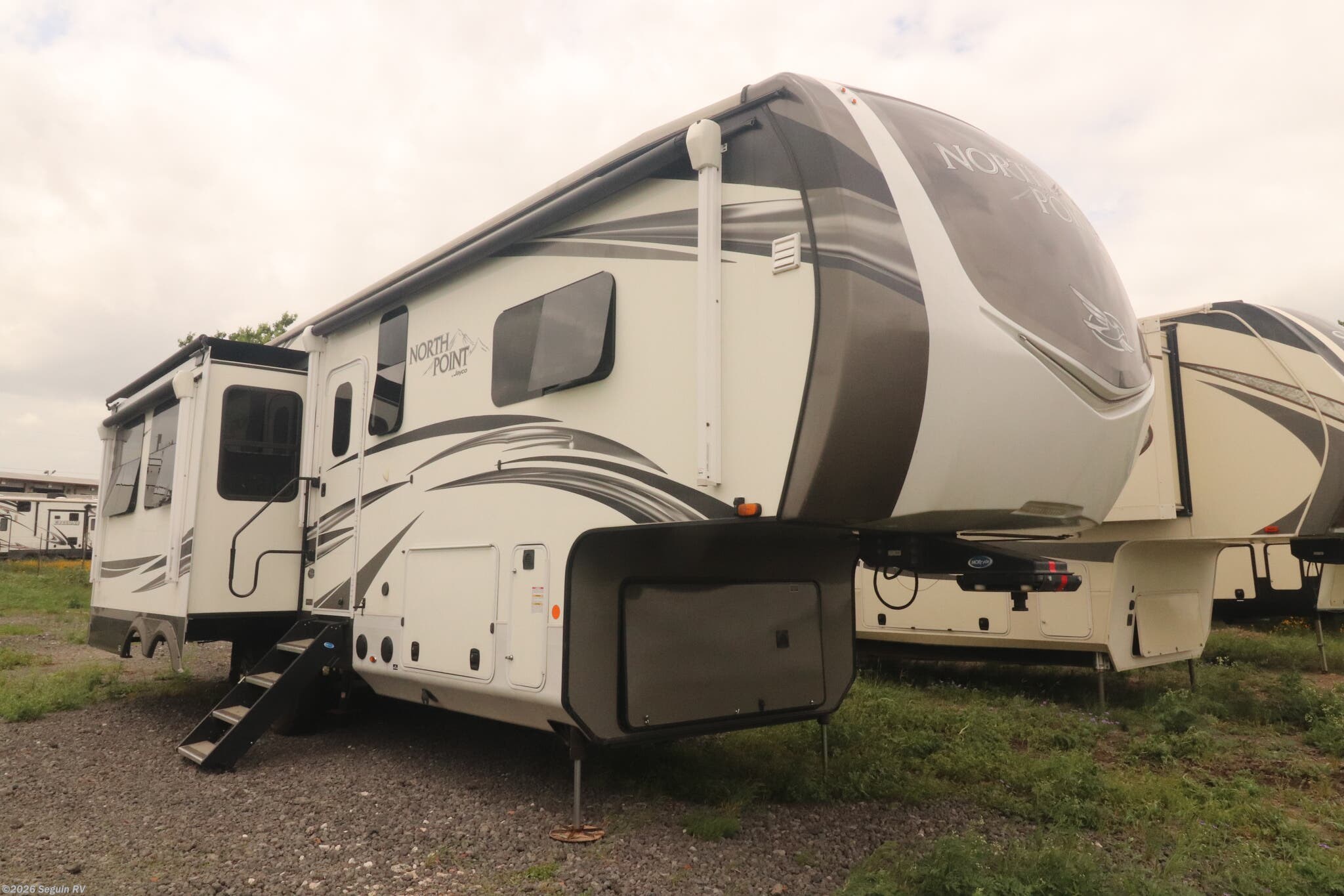 2021 North Point 310RLTS by Jayco from Seguin RV in Seguin, Texas