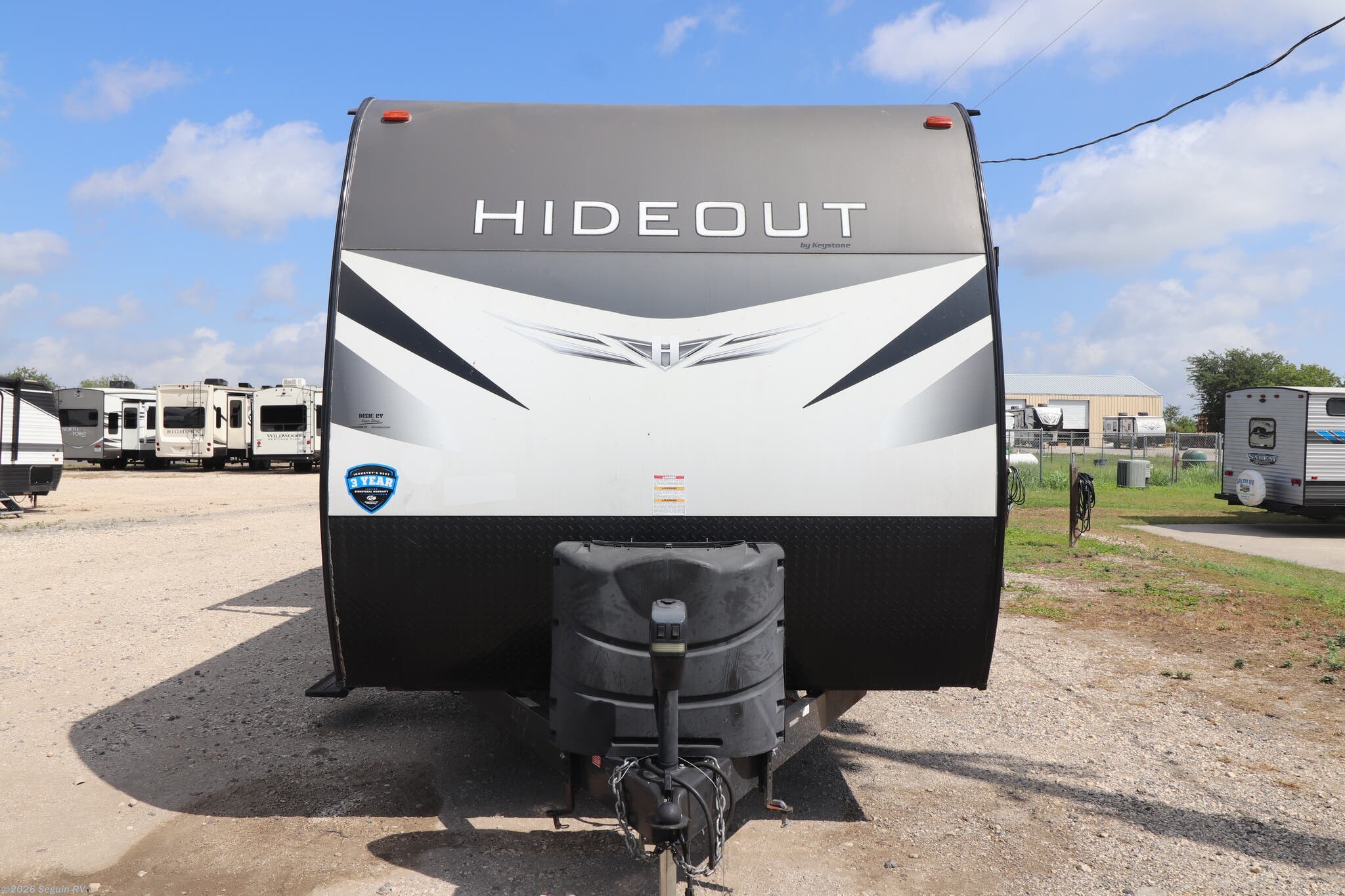 2021 Keystone Hideout 29DFS - Used Travel Trailer For Sale by Seguin RV in Seguin, Texas features Enclosed Underbelly, Smoke Detector, Solar Prep, Insulated, Awning