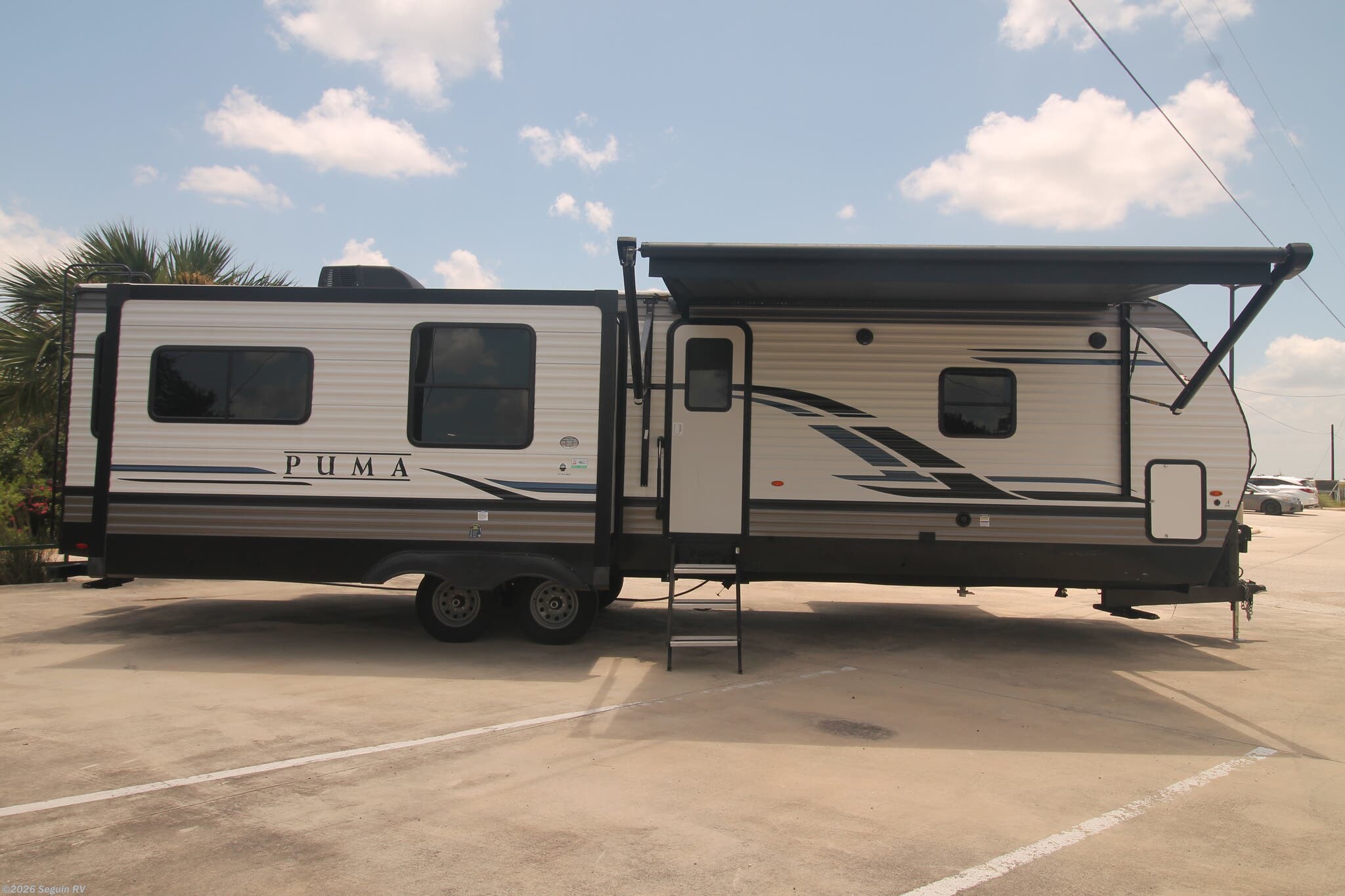 Used 2022 Palomino Puma 31RLQS available in Seguin, Texas