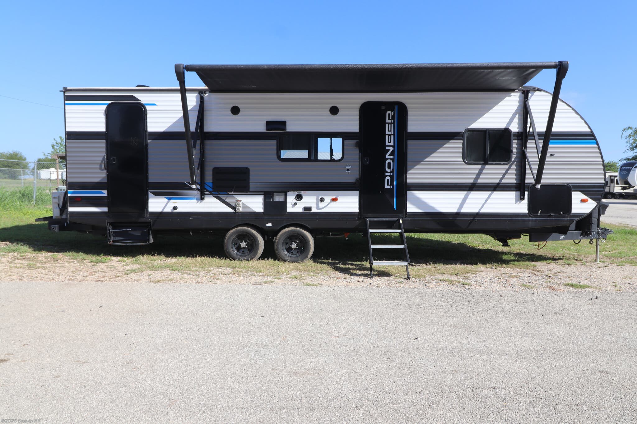 Used 2024 Heartland Pioneer BH270 available in Seguin, Texas