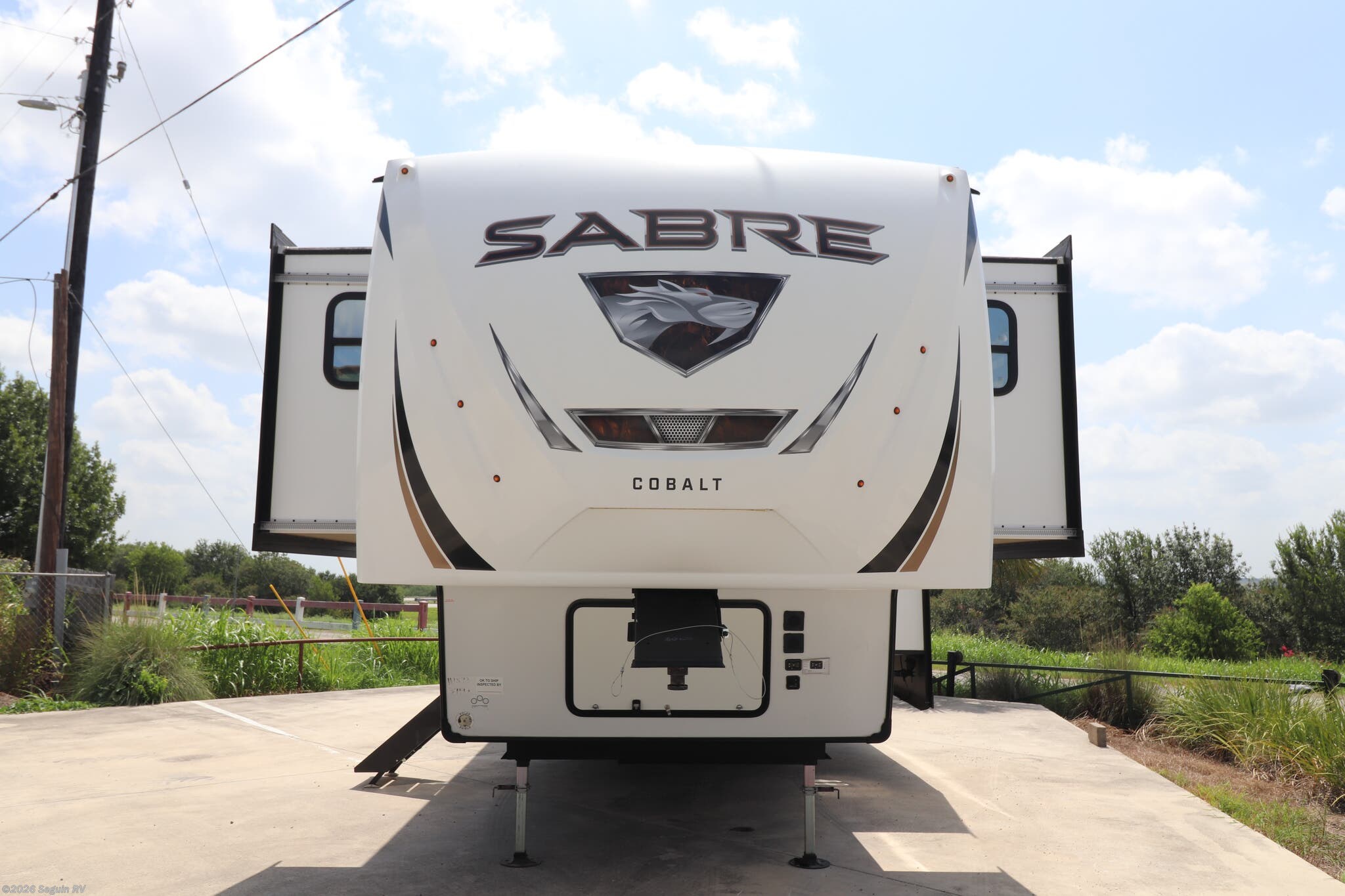 2023 Forest River Sabre 37FLL - Used Fifth Wheel For Sale by Seguin RV in Seguin, Texas features TV Antenna, 50 Amp Service, Slideout, Water Heater, Microwave