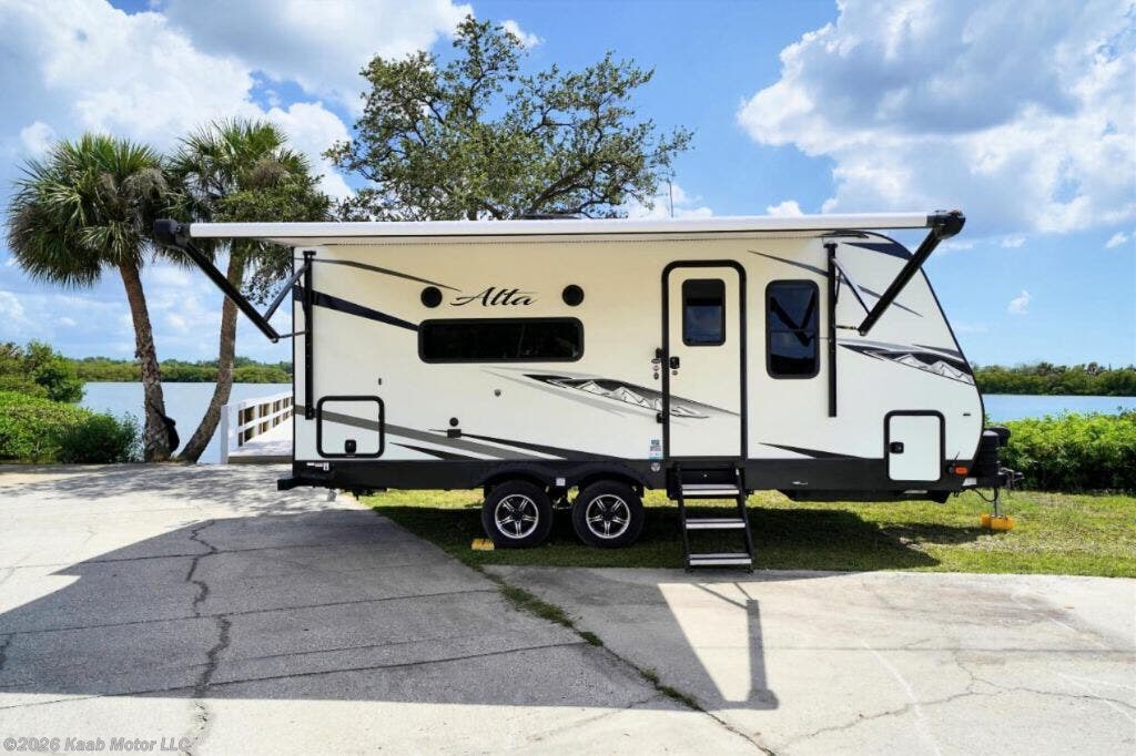 Used 2023 East to West Alta 1900MMK available in Gibsonton, Florida