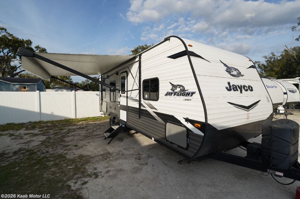2022 Jayco Jay Flight SLX - Used Travel Trailer For Sale by Kaab Motor LLC in Gibsonton, Florida