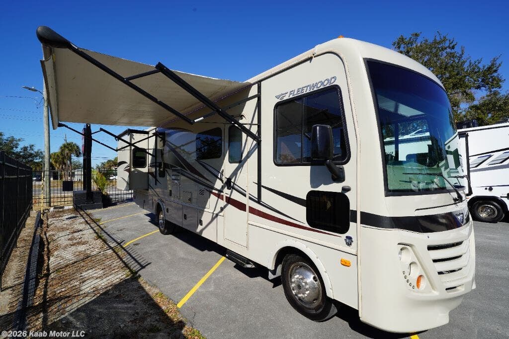 Used 2017 Fleetwood Flair available in Gibsonton, Florida