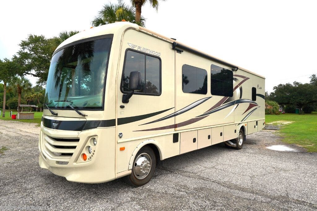 2017 Flair by Fleetwood from Kaab Motor LLC in Gibsonton, Florida