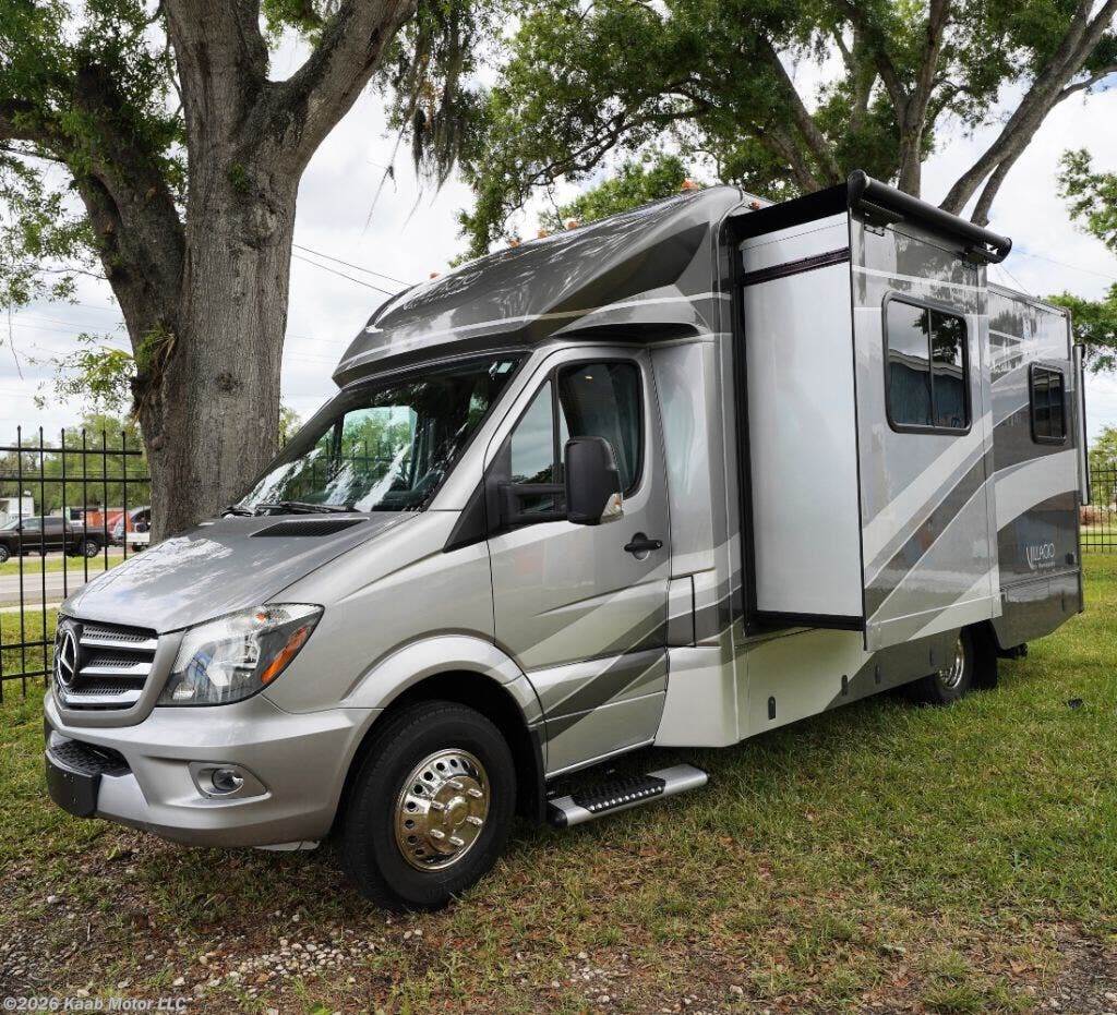 2018 Renegade Villagio - Used Class B+ For Sale by Kaab Motor LLC in Gibsonton, Florida