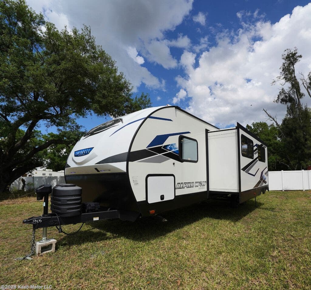 2024 Forest River Alphine Wolf Cheroke - Used Travel Trailer For Sale by Kaab Motor LLC in Gibsonton, Florida