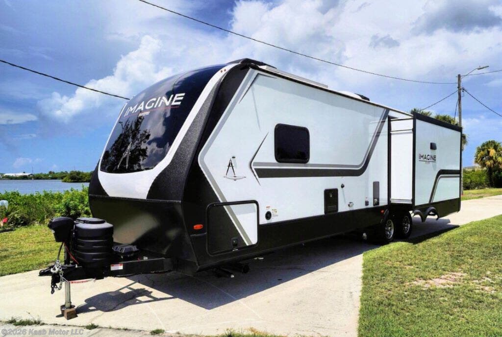 2025 Grand Design Imagine XLS 2970RL - Used Travel Trailer For Sale by Kaab Motor LLC in Gibsonton, Florida