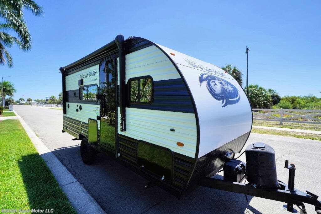 2023 Forest River Wolf Pup 16 BH - Used Travel Trailer For Sale by Kaab Motor LLC in Gibsonton, Florida